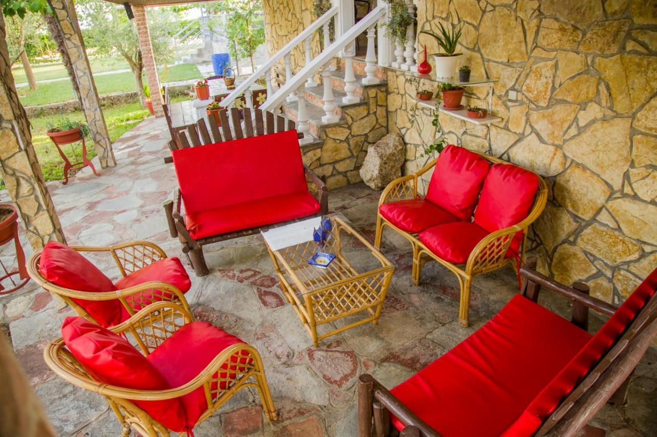villa Touzla Ofrínion Exteriér fotografie