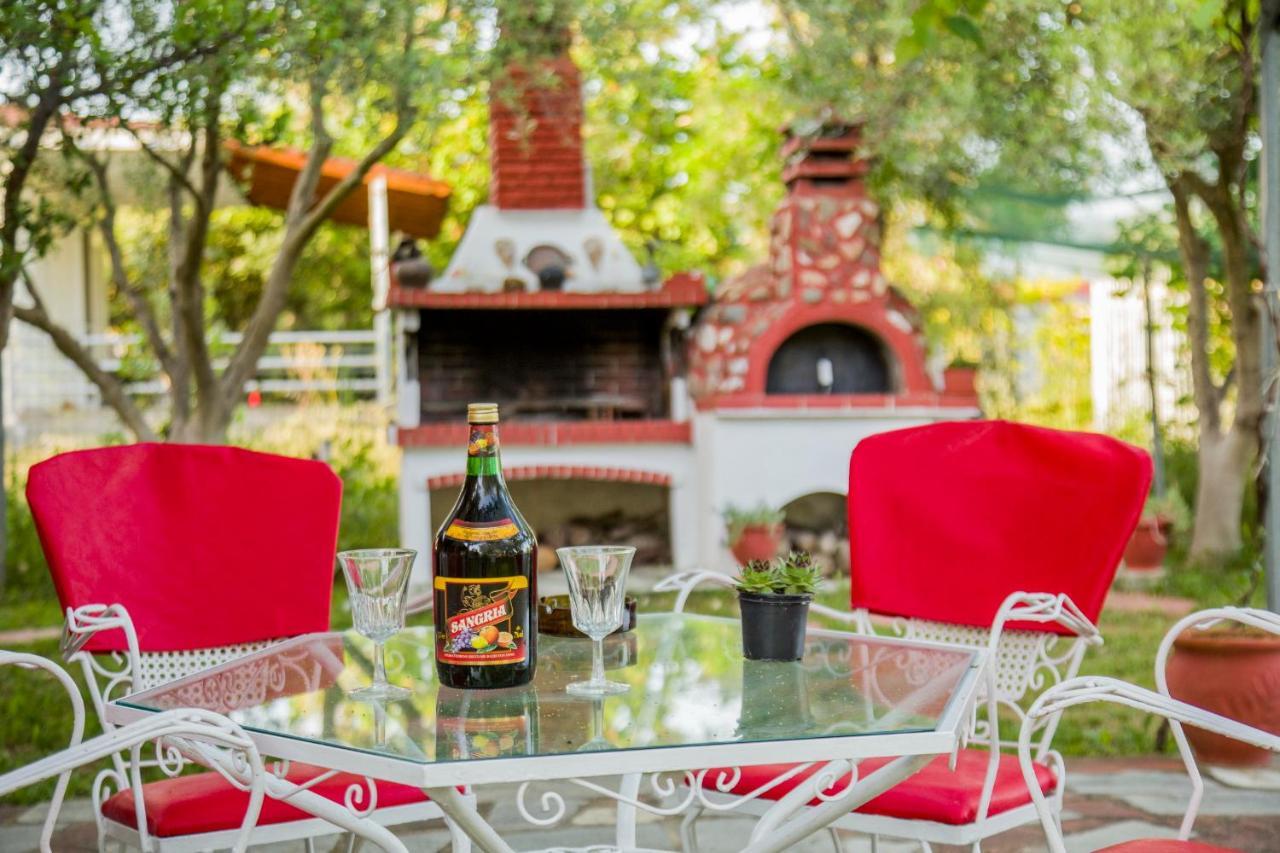 villa Touzla Ofrínion Exteriér fotografie