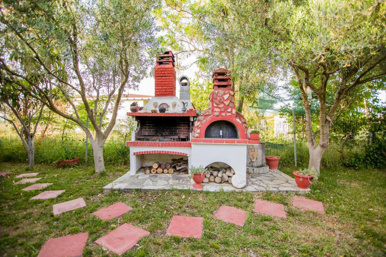 villa Touzla Ofrínion Exteriér fotografie
