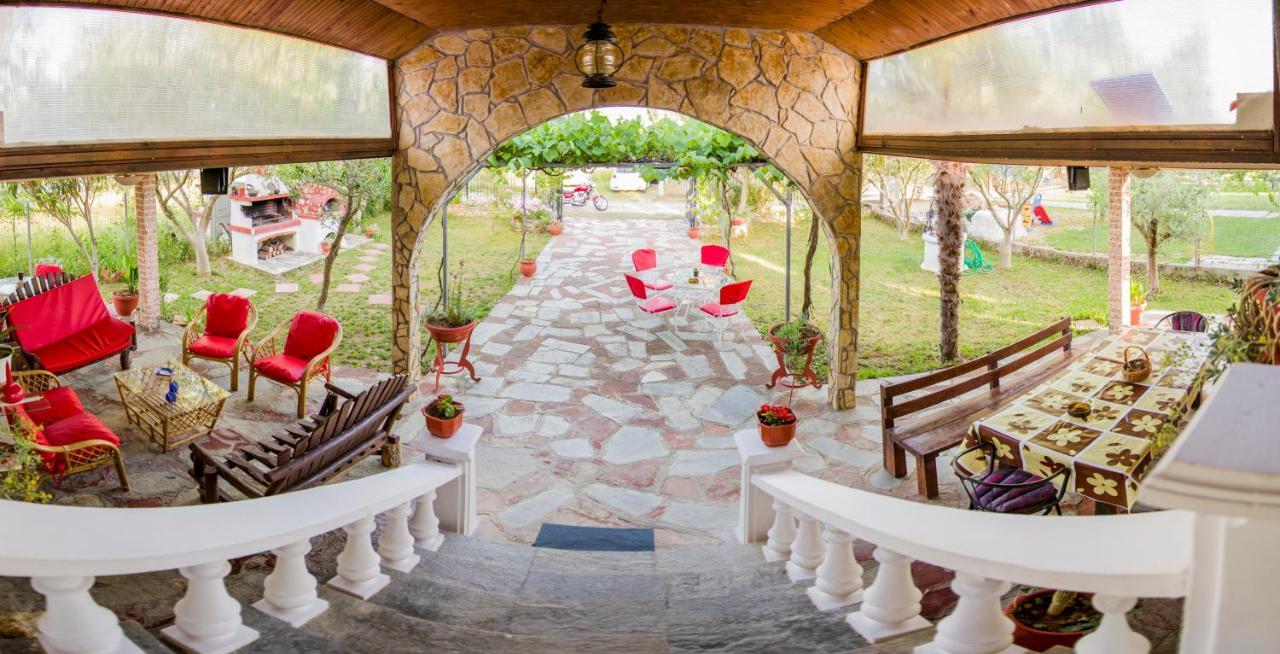 villa Touzla Ofrínion Exteriér fotografie