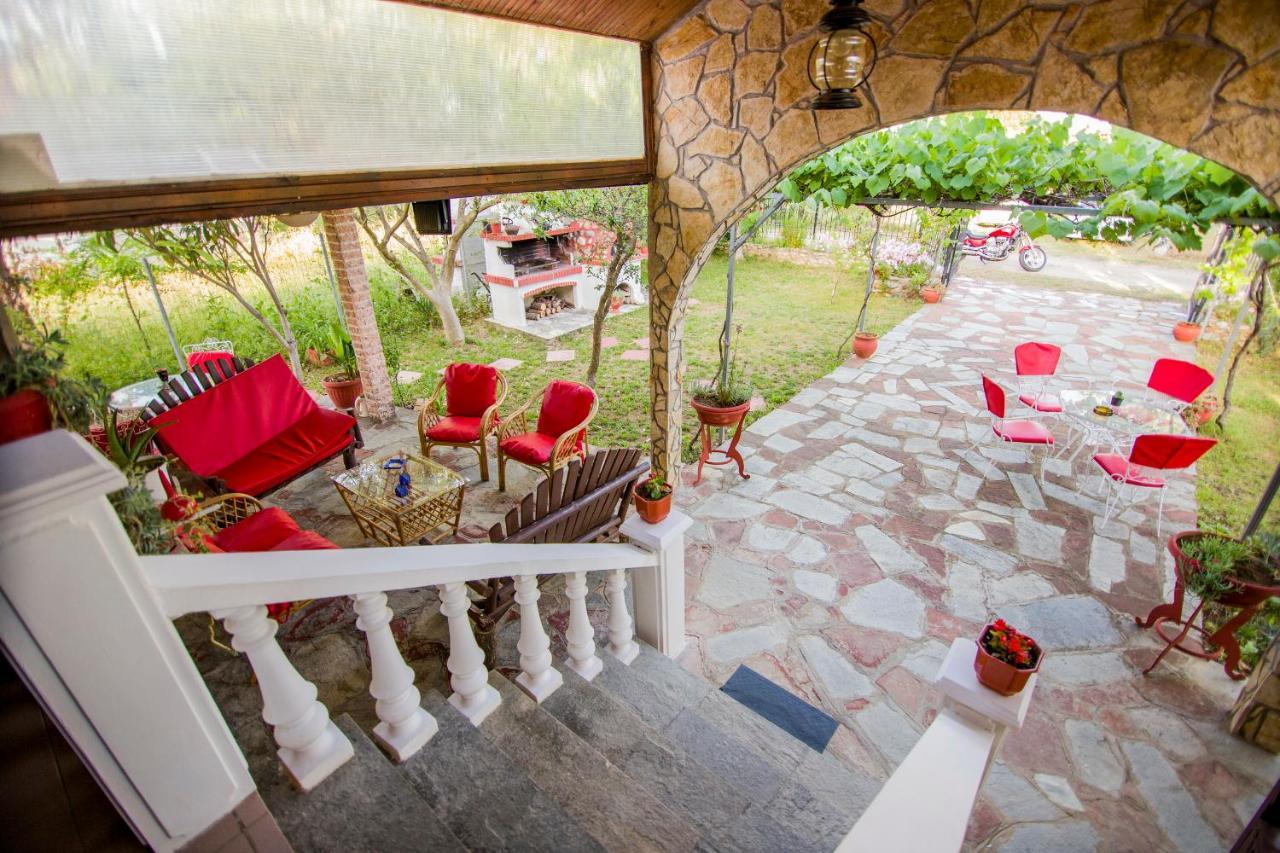 villa Touzla Ofrínion Exteriér fotografie